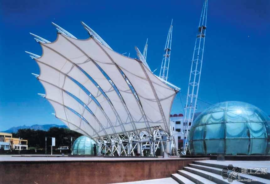 海城车棚膜结构网架